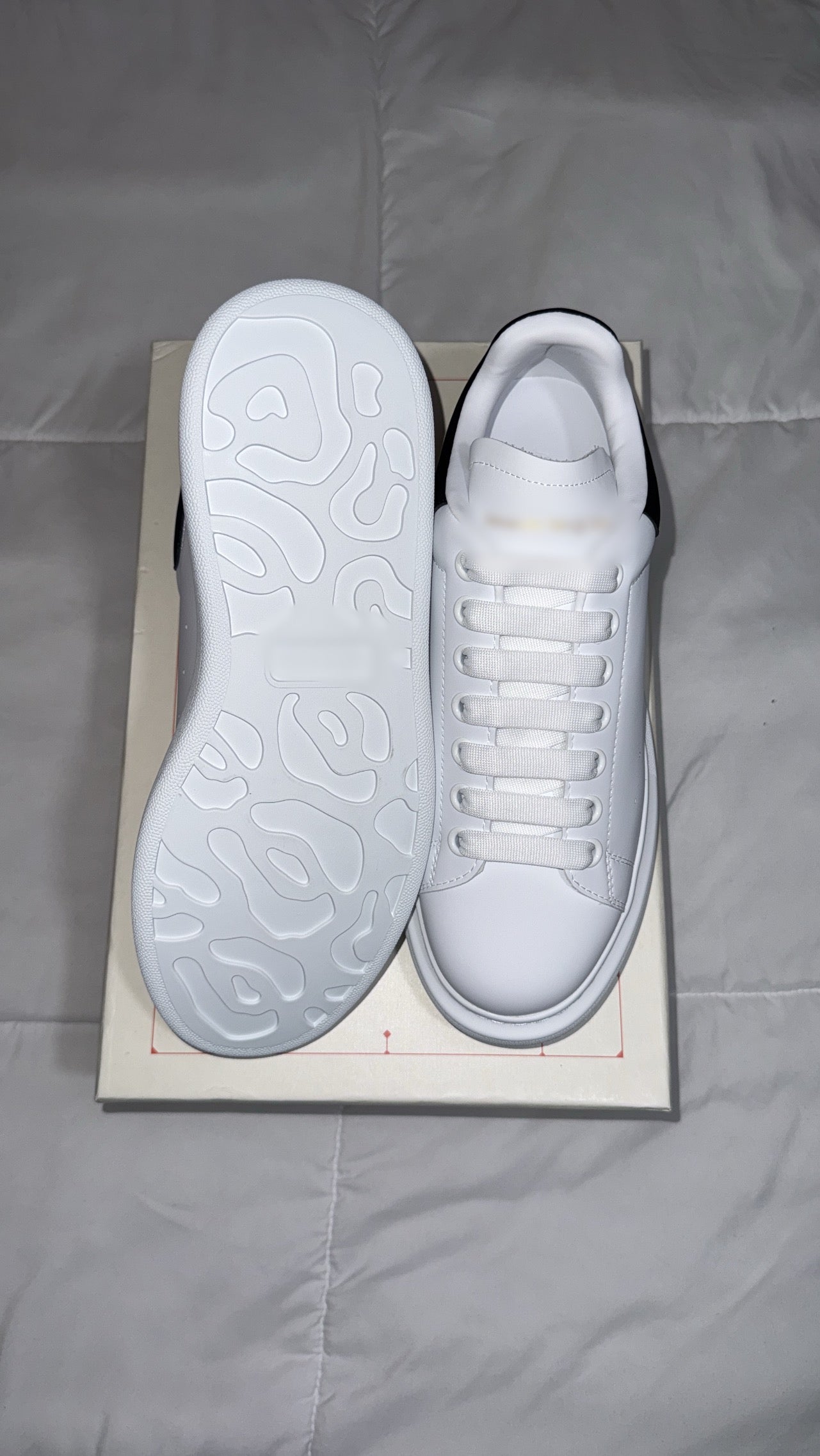 Sr Alejandro low (white)
